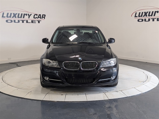 2011 BMW 3 Series 335i xDrive Sedan's photo