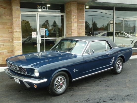 1966 FORD Mustang Premium RWD