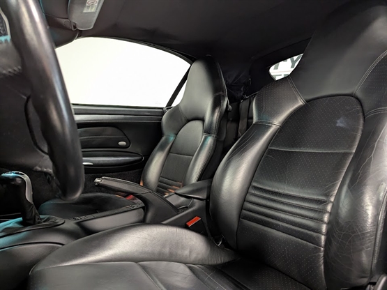 2002 PORSCHE 911 - Image 7