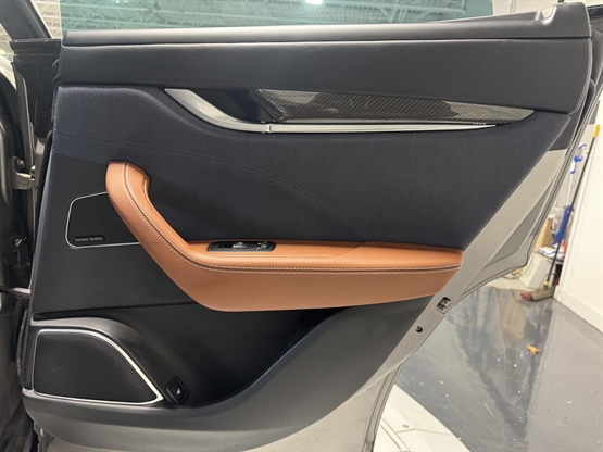 2019 MASERATI LEVANTE - Image 12