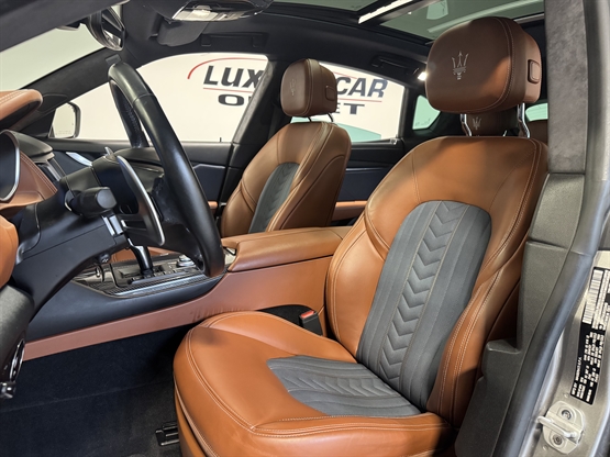 2019 MASERATI LEVANTE - Image 13