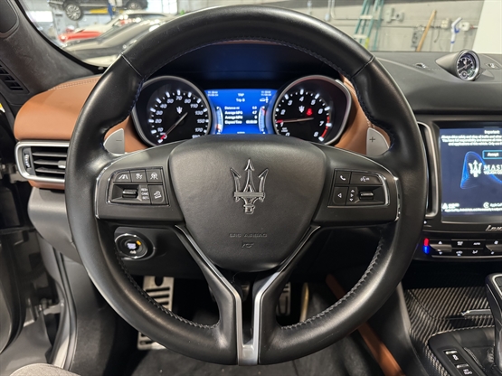 2019 MASERATI LEVANTE - Image 17