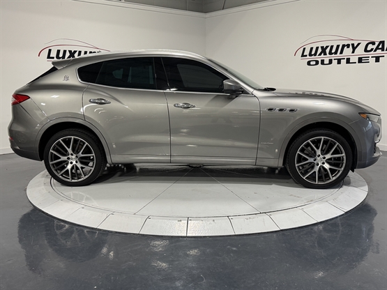 2019 MASERATI LEVANTE - Image 6
