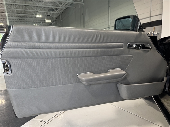 1987 MERCEDES-BENZ 560 - Image 8