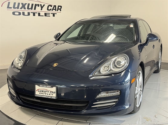 2012 PORSCHE Panamera