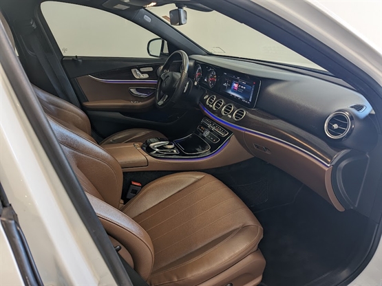 2018 MERCEDES-BENZ E-CLASS - Image 11