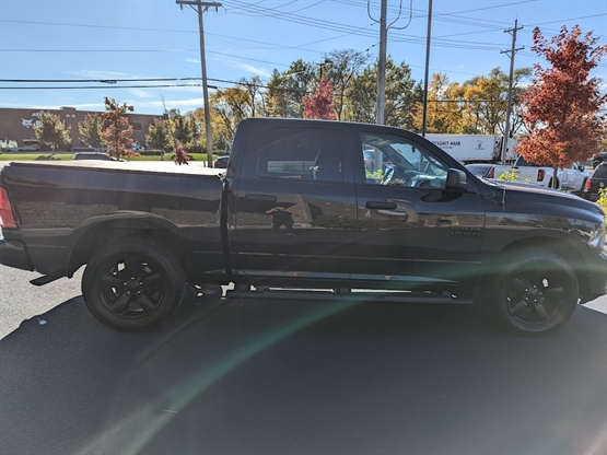 2018 RAM 1500 - Image 4