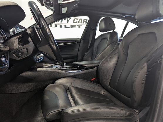 2017 BMW 530I - Image 9