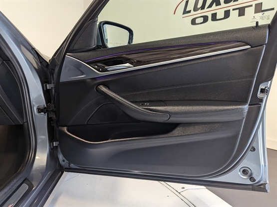 2017 BMW 530I - Image 15