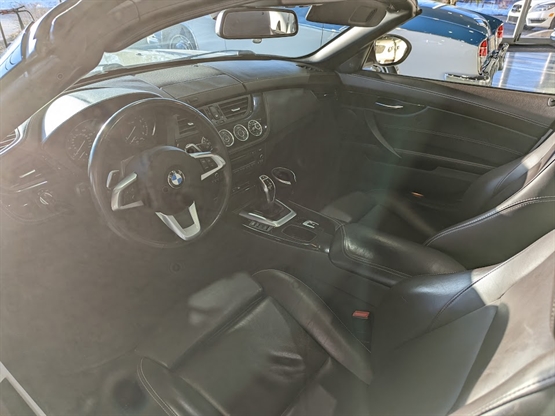 2012 BMW Z4 - Image 11