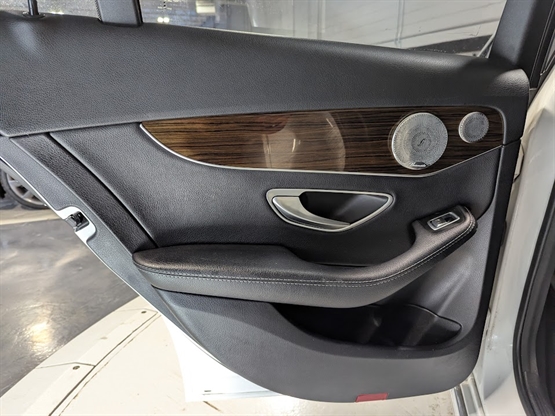 2018 MERCEDES-BENZ C-CLASS - Image 21