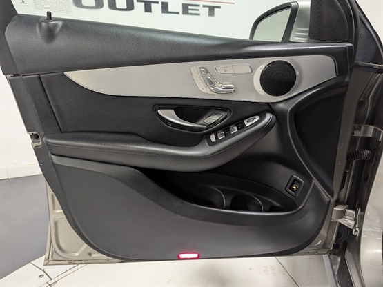 2019 MERCEDES-BENZ GLC-CLASS - Image 19