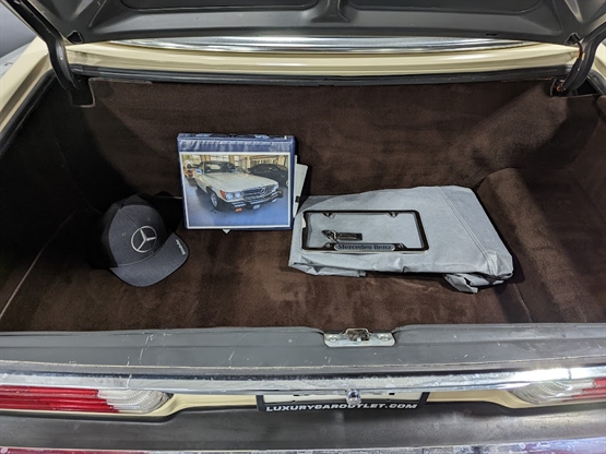 1984 MERCEDES-BENZ 380 - Image 20