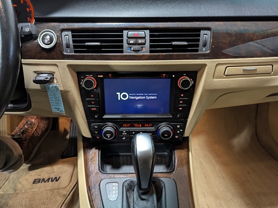 2011 BMW 328I - Image 11