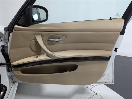 2011 BMW 328I - Image 20