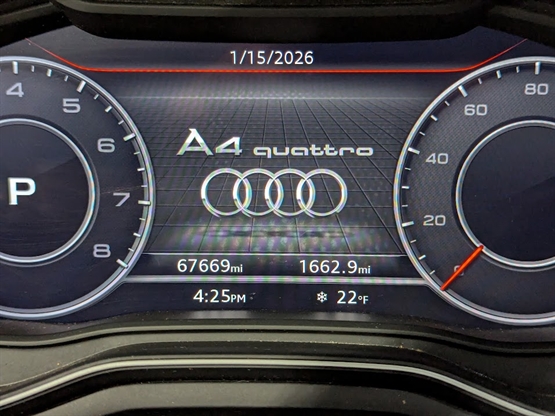 2019 AUDI A4 - Image 10