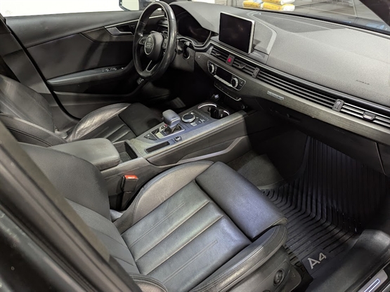 2019 AUDI A4 - Image 16