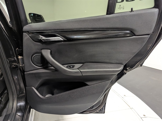 2016 BMW X1 - Image 23