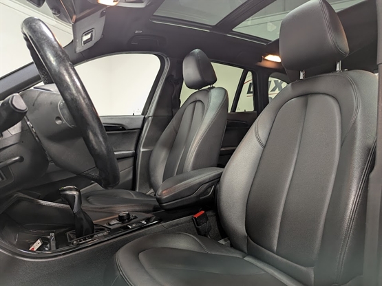 2016 BMW X1 - Image 9