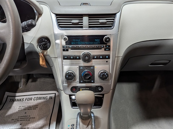 2009 CHEVROLET MALIBU - Image 17