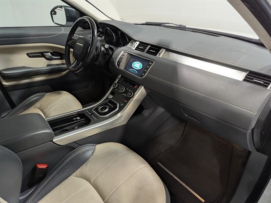 2016 LAND ROVER RANGE ROVER EVOQUE - Image 12