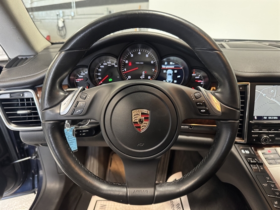 Porsche repair service