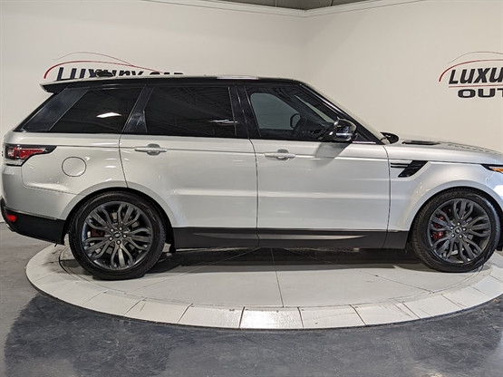 2017 Land Rover Range Rover Sport SuperCharged photo 4