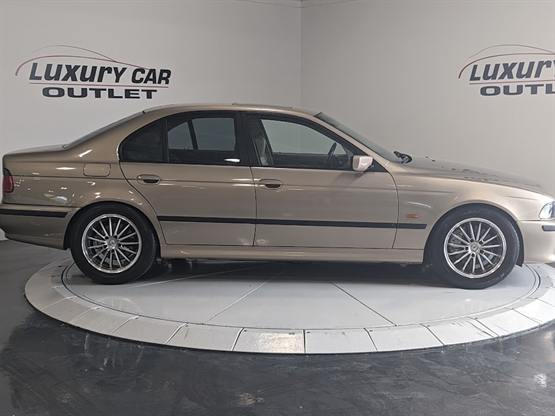 2000 Bmw 540i 5-Series photo 4