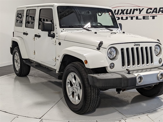 2018 Jeep Wrangler Unlimited Sahara photo 3