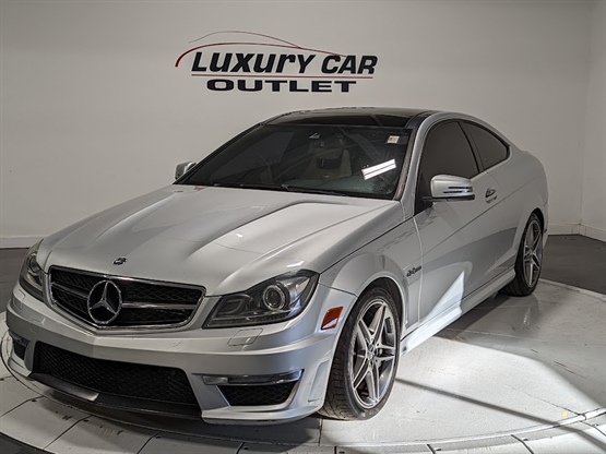 2012 Mercedes Benz C 63 AMG photo 3